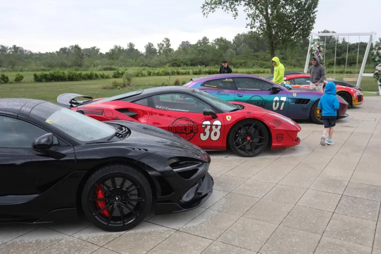 Dovezli svoje brutalne 'pile' i okupili se u zagrebačkom klubu: Pogledajte sportske aute ponosnih vlasnika