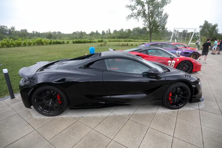 Dovezli svoje brutalne 'pile' i okupili se u zagrebačkom klubu: Pogledajte sportske aute ponosnih vlasnika