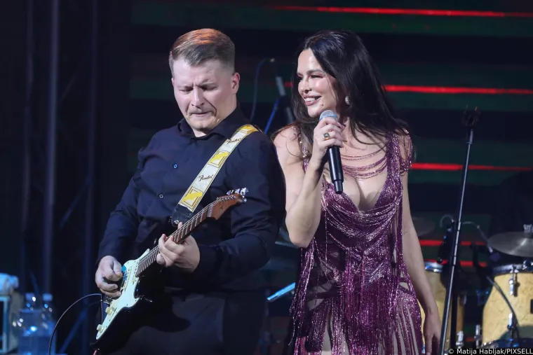 Severina usijala zagrebački Mint i publici priuštila nezaboravne prizore u krajnje nestašnim resicama