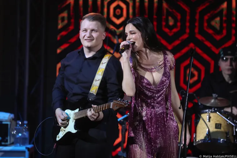 Severina usijala zagrebački Mint i publici priuštila nezaboravne prizore u krajnje nestašnim resicama