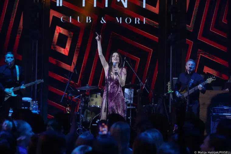 Severina usijala zagrebački Mint i publici priuštila nezaboravne prizore u krajnje nestašnim resicama