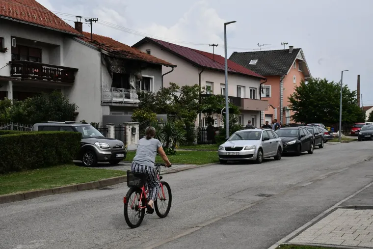 Gorila kuća u Sl. Brodu, jedna osoba prevezena u bolnicu