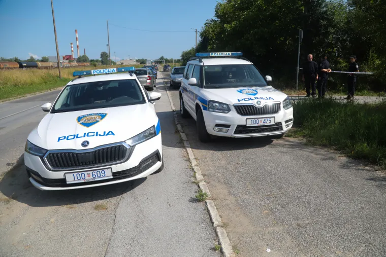 Ovdje se skrivao pomahnitali napadač iz Siska. Dan poslije - slike zgari&scaron;ta, policijske trake i suze mje&scaron;tana