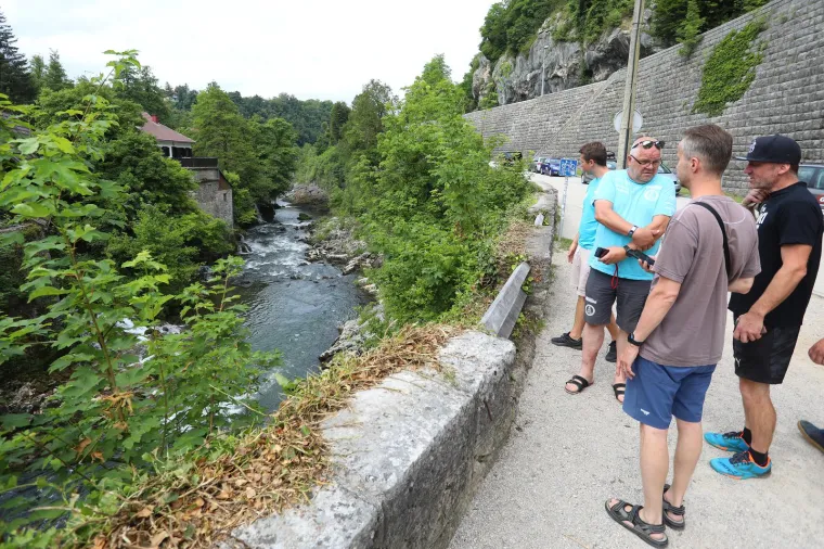 Prizori kao iz bajke, a iz Hrvatske: Ovo mjesto privlači turiste svojom neobičnom ljepotom