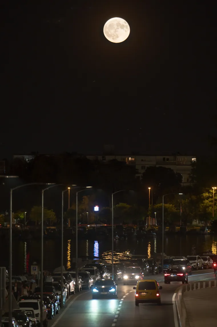 Mističan, hipnotičan ili jeziv? Ovo je supermjesec iznad Hrvatske. Zove se 'Buck Moon'