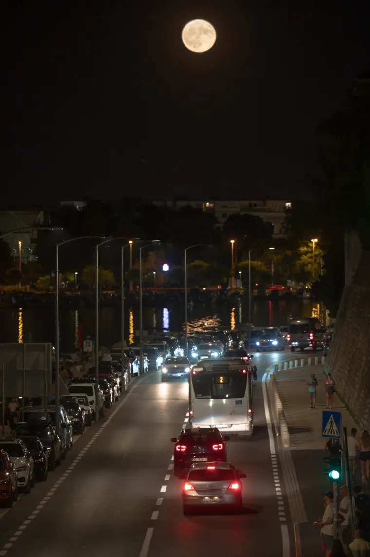 Mističan, hipnotičan ili jeziv? Ovo je supermjesec iznad Hrvatske. Zove se 'Buck Moon'