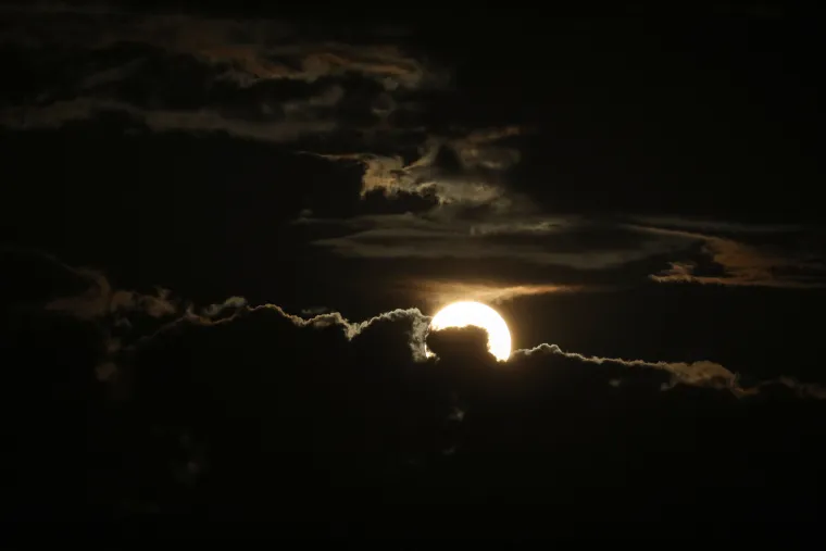 Mističan, hipnotičan ili jeziv? Ovo je supermjesec iznad Hrvatske. Zove se 'Buck Moon'
