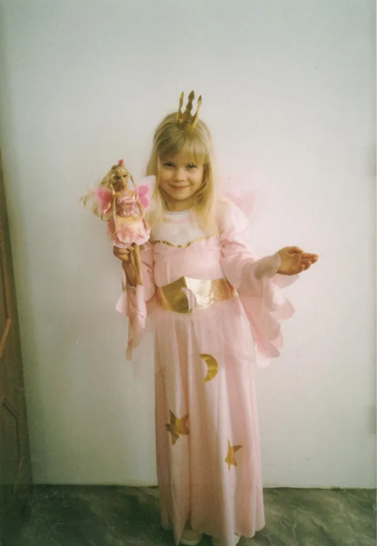 Međutim, moje tijelo je doživotni projekt koji i dalje evoluira na neki način. Ja sam ta koja ga razvija - i to me uzbuđuje i veseli! Slično kao &scaron;to je Da Vinci vi&scaron;e puta oslikavao svoju Mona Lisu do savr&scaron;enstva, pristupam svom tijelu na isti način."