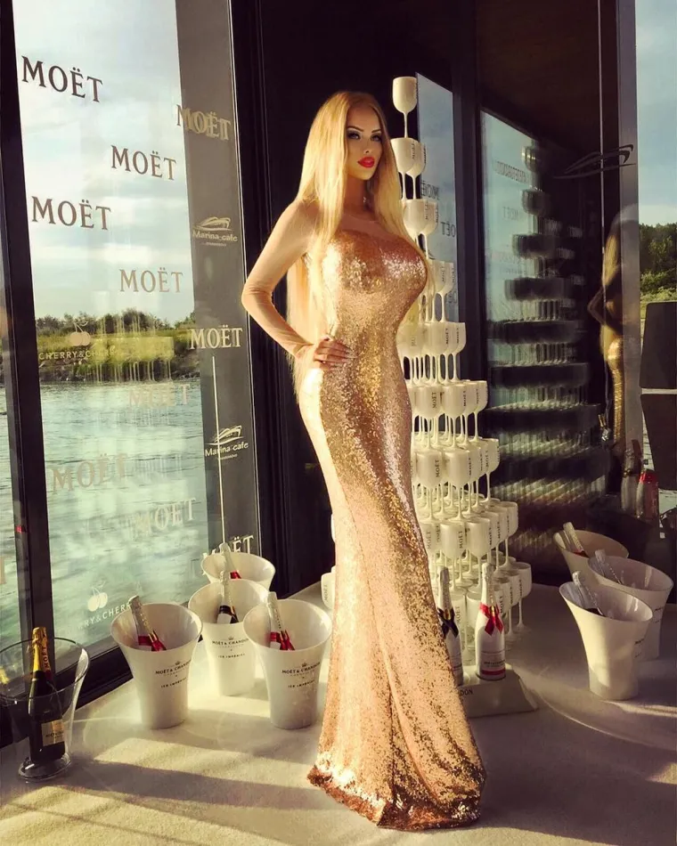 Gabriela čini sve kako bi izgledala poput barbike: 'Moje tijelo je remek-djelo, radim na njemu kao Da Vinci na Mona Lisi'