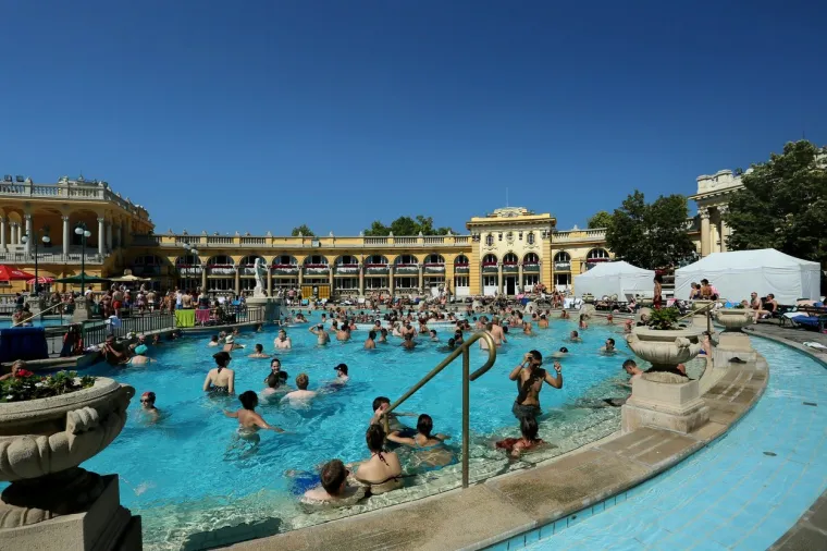 Hodate bosi na bazenu? Kad čujete što sve možete dobiti, nećete više nikad: Ova infekcija se dugo liječi i vrlo je neugodna