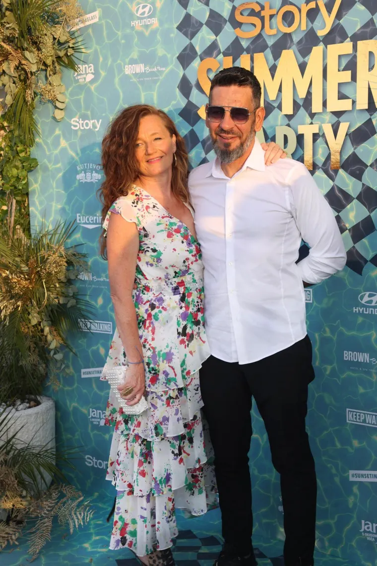 Žanamari 'zgodno' pozirala na stolcu, Albina izbacila trbu&scaron;njake u grudnjak-topu, a fitnessica Renata ostala bez konkurencije