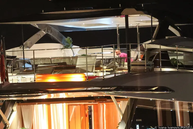 Nema do Jadranske obale: Brozović potpisao ugovor vrijedan 100 milijuna eura, a onda je snimljen kako uživa na jahti