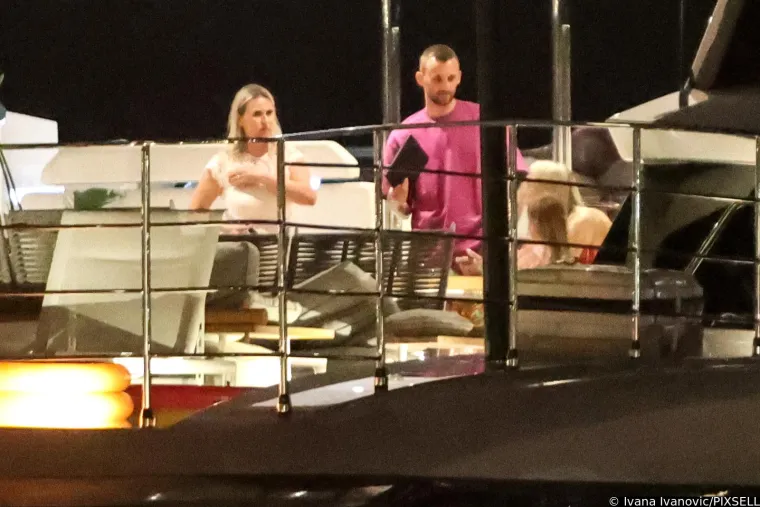 Nema do Jadranske obale: Brozović potpisao ugovor vrijedan 100 milijuna eura, a onda je snimljen kako uživa na jahti