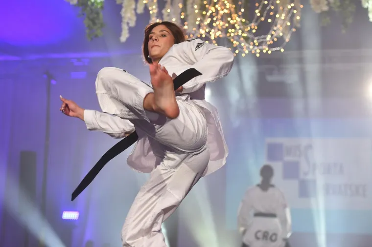 Imamo novu Miss sporta: Cure su paradirale u badićima, izvele sportske koreografije, a samo je jedna oduševila sve
