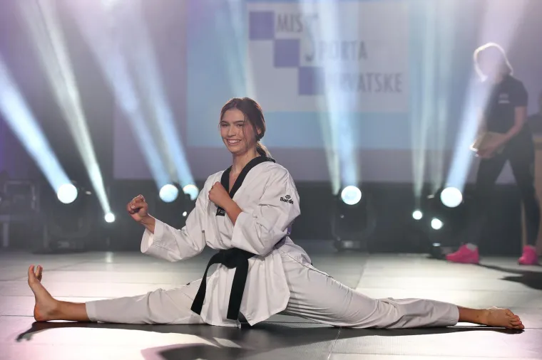 Imamo novu Miss sporta: Cure su paradirale u badićima, izvele sportske koreografije, a samo je jedna odu&scaron;evila sve