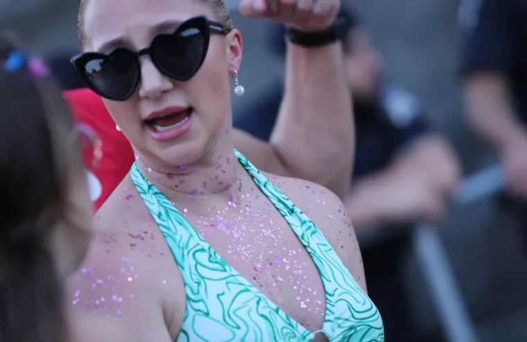 Počela je Ultra! Split pod opsadom horde partijanera, već je bilo posla za Hitnu, a i policiju: 'Skidao je i čarape, patike, ulo&scaron;ke iz patika'