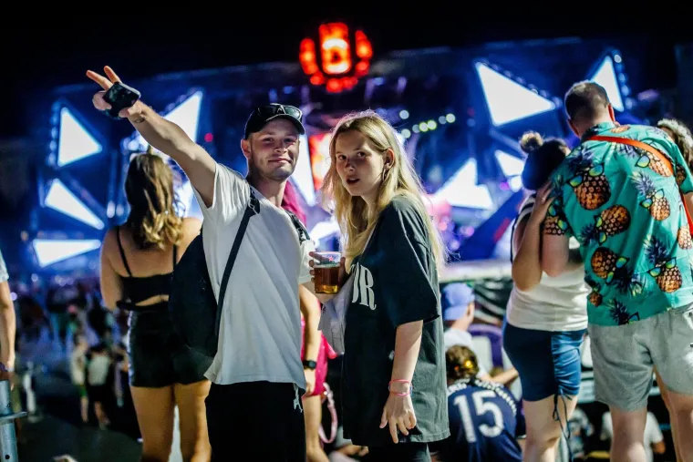 Vi&scaron;e od 140 tisuća ljudi u Splitu: Ovo su najluđi trenutci prve večeri Ultre