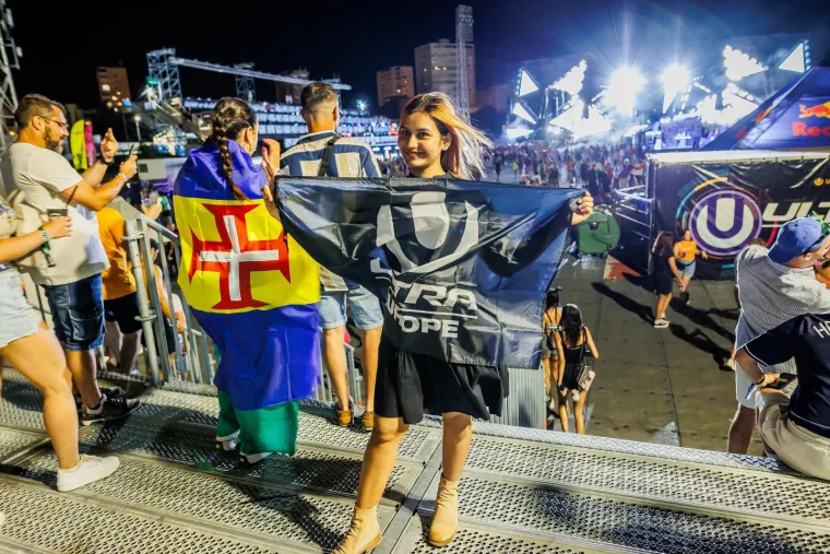 Vi&scaron;e od 140 tisuća ljudi u Splitu: Ovo su najluđi trenutci prve večeri Ultre