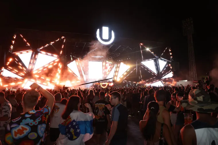 Vi&scaron;e od 140 tisuća ljudi u Splitu: Ovo su najluđi trenutci prve večeri Ultre