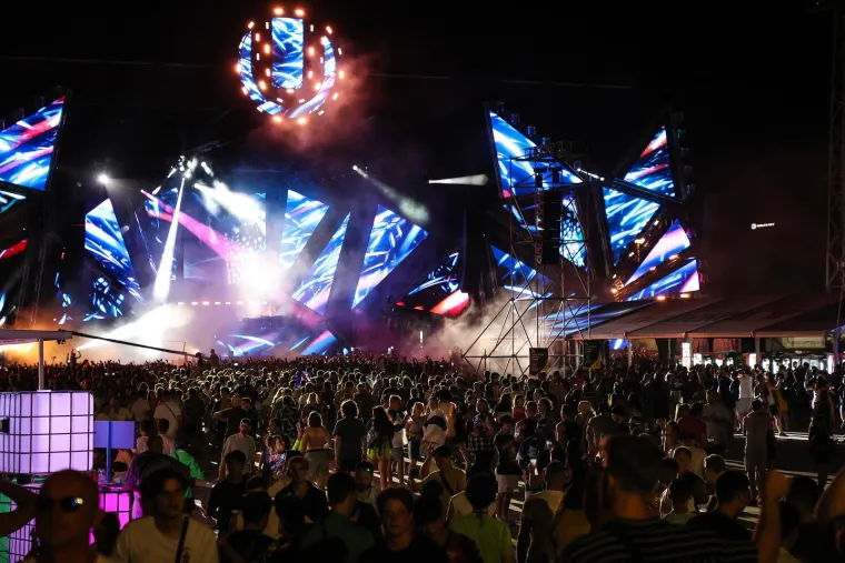 Vi&scaron;e od 140 tisuća ljudi u Splitu: Ovo su najluđi trenutci prve večeri Ultre