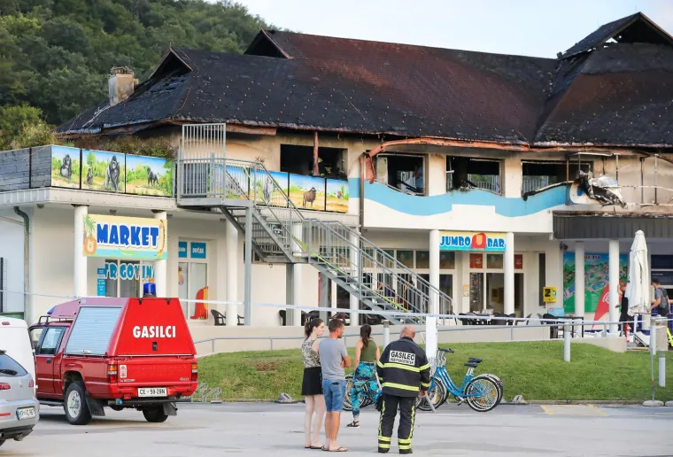Pogledajte posljedice buktinje u slovenskim toplicama: Požar je progutao gornji kat objekta tik uz bazene