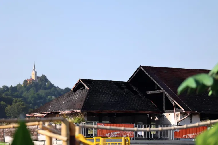 Pogledajte posljedice buktinje u slovenskim toplicama: Požar je progutao gornji kat objekta tik uz bazene
