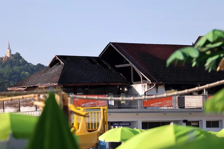 Pogledajte posljedice buktinje u slovenskim toplicama: Požar je progutao gornji kat objekta tik uz bazene