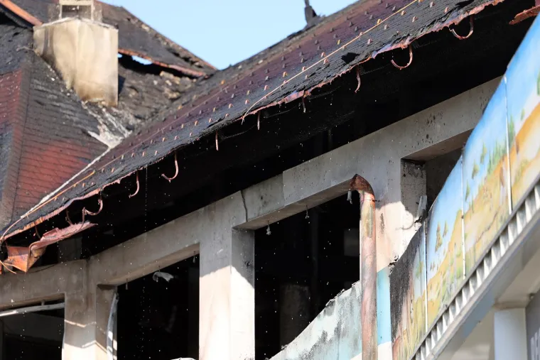 Pogledajte posljedice buktinje u slovenskim toplicama: Požar je progutao gornji kat objekta tik uz bazene