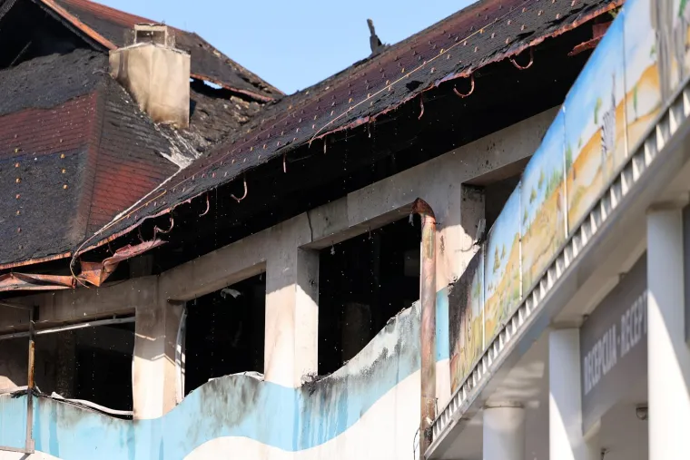 Pogledajte posljedice buktinje u slovenskim toplicama: Požar je progutao gornji kat objekta tik uz bazene