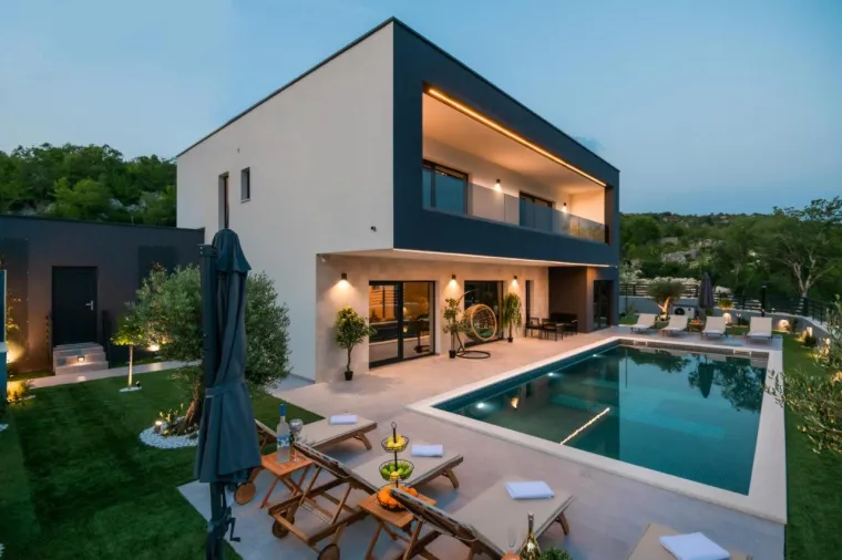 Postat će najskuplji stoper svijeta, a odmara u Imotskoj krajini: Dru&scaron;tvo mu pravi biv&scaron;i Plavi