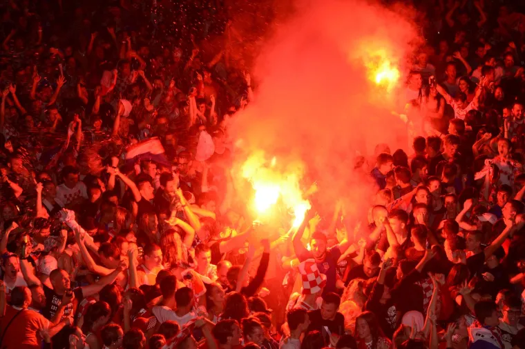 Prije 5 godina Hrvatska je gorjela! Mandžukić u 109.  minuti, odojak pred hotelom, suze Vatrenih. Prisjetite se