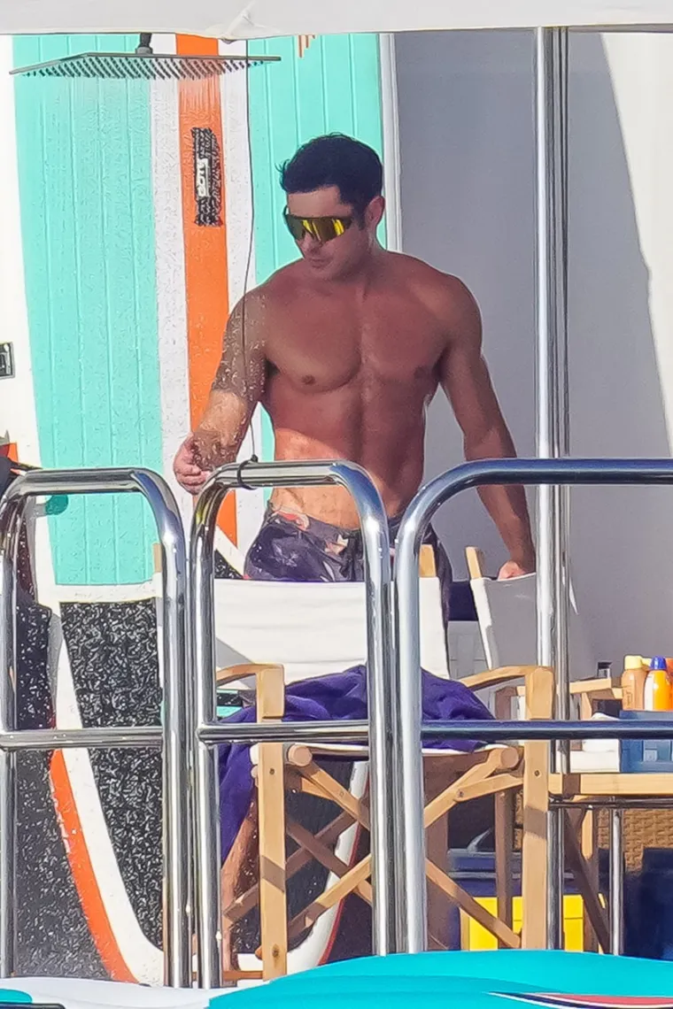 Zac Efron 