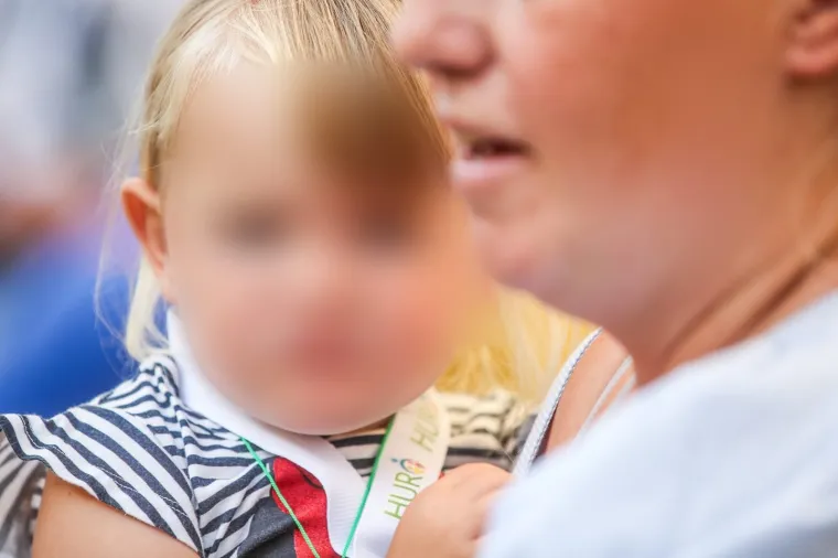 'Roditelji odgojitelji' prosvjeduju ispred Gradske skup&scaron;tine: 'Toma&scaron;eviću, djeca ne mogu čekati!'