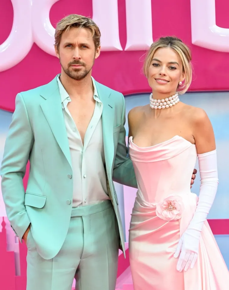Margot Robbie kao živa barbika: Stigla je na premijeru u najdivnijoj ružičasto-bijeloj haljini koju ćete u životu vidjeti
