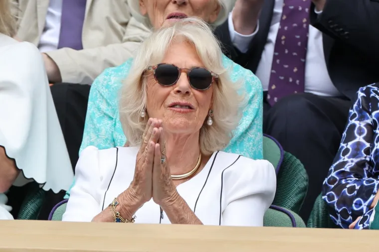 Čačkala nos, razjapila usta, izbuljivala oči: Svi su popadali od smijeha kad su vidjeli kakve grimase radi Camilla na Wimbledonu