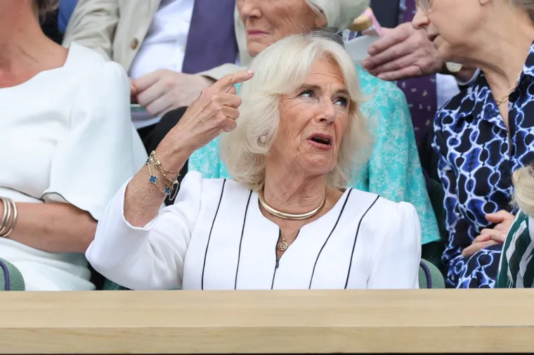 Čačkala nos, razjapila usta, izbuljivala oči: Svi su popadali od smijeha kad su vidjeli kakve grimase radi Camilla na Wimbledonu