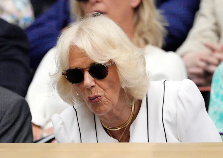 Čačkala nos, razjapila usta, izbuljivala oči: Svi su popadali od smijeha kad su vidjeli kakve grimase radi Camilla na Wimbledonu