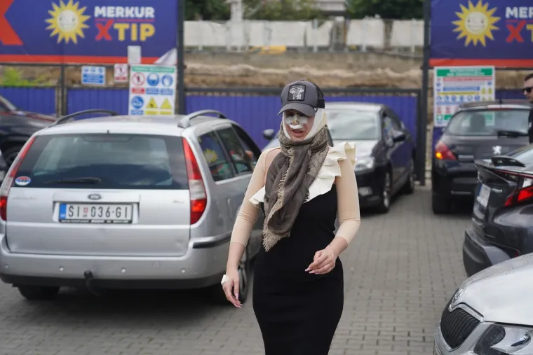 &quot;Trebalo je to srediti još u listopadu, zapravo tada sam i krenula s intervencijama, s kojima sam tek sada nastavila zbog televizijske sezone. Nisam bila u prilici zbog količine posla posvetiti se svome zdravlju&quot;, priča voditeljica.