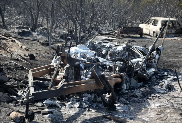 Ovo su apokaliptični prizori u Grebaštici dan nakon požara koji je gutao sve pred sobom