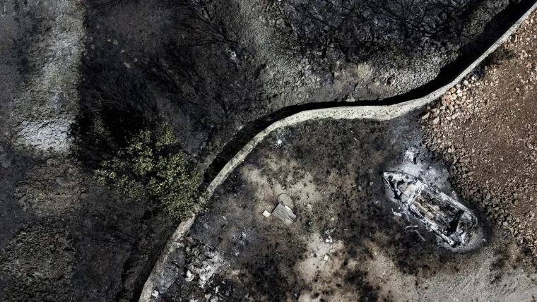 Sjećate se katastrofalnog požara u Raslini i Zatonu? Buknuo je na isti dan lani i skoro u istu minutu kao i požar u Greba&scaron;tici