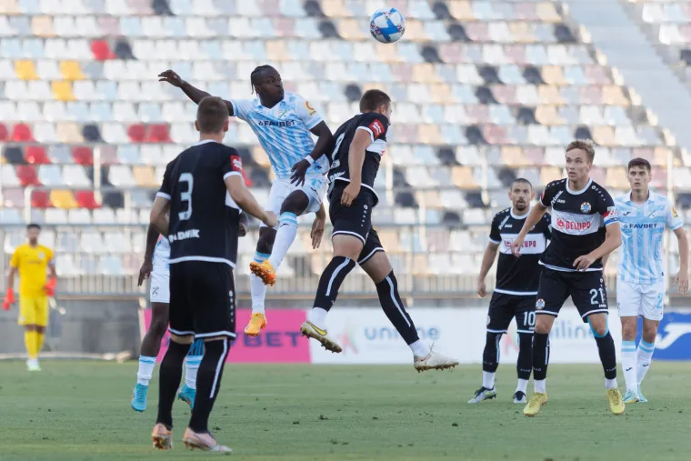 Rijeka pobijedila Belupo i predstavila novi dres