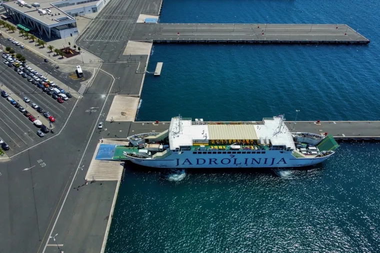 Objavljene slike iz zrake: Ovako izgledaju trajektne luke u Splitu i Zadru