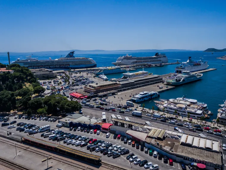 Objavljene slike iz zrake: Ovako izgledaju trajektne luke u Splitu i Zadru