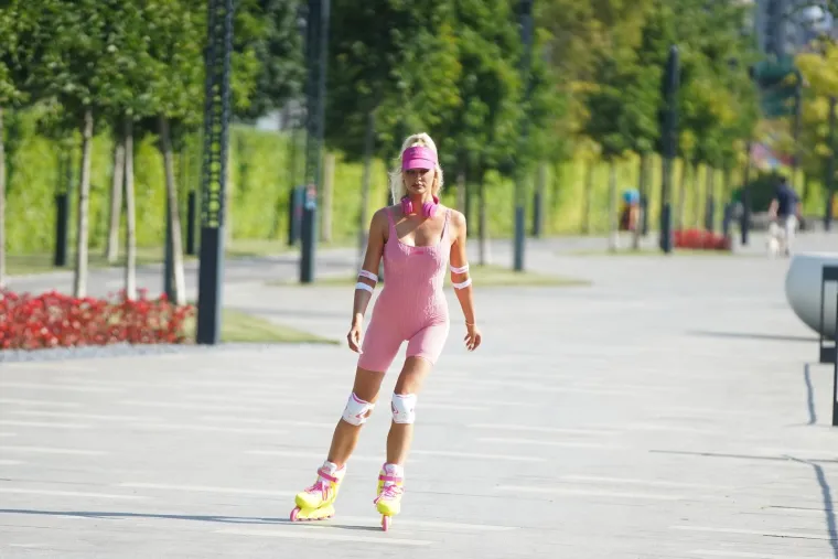 Zaboravite Margot Robbie, srpska manekenka Sofija je prava Barbie: Sa svojim Kenom šokirala Beograđane