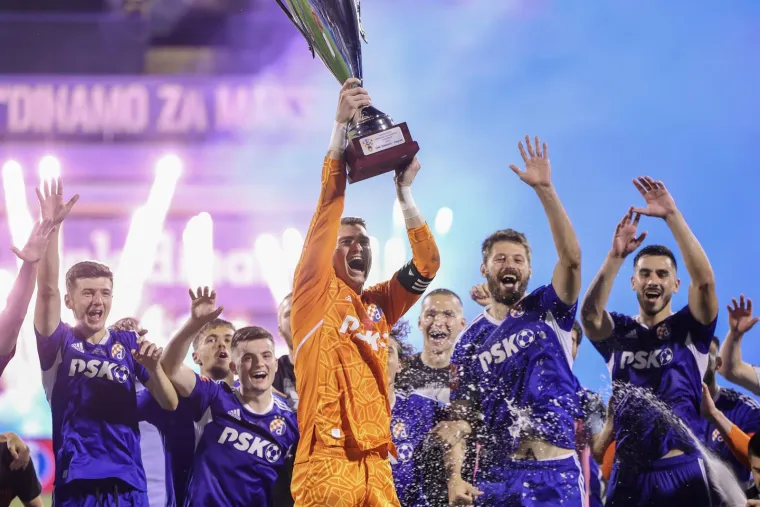 Ovako su igrači Dinama proslavili novi trofej