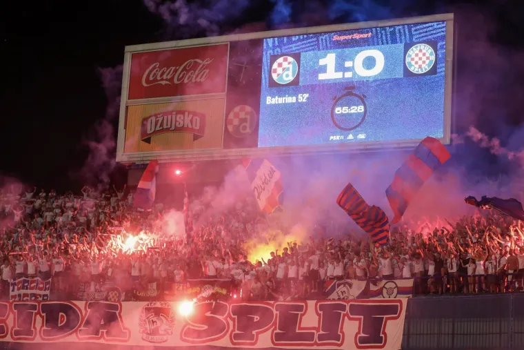 Ovo se nije moglo vidjeti u televizijskom prijenosu: Pogledajte &scaron;to je Torcida radila na Maksimiru nakon poraza