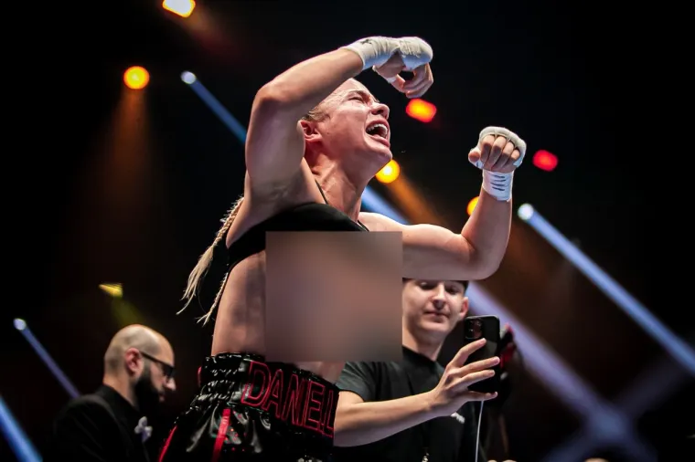 Iznenadila sve nakon pobjede i cijelom svijetu pokazala grudi: Ispričala se i otkrila za&scaron;to je to napravila