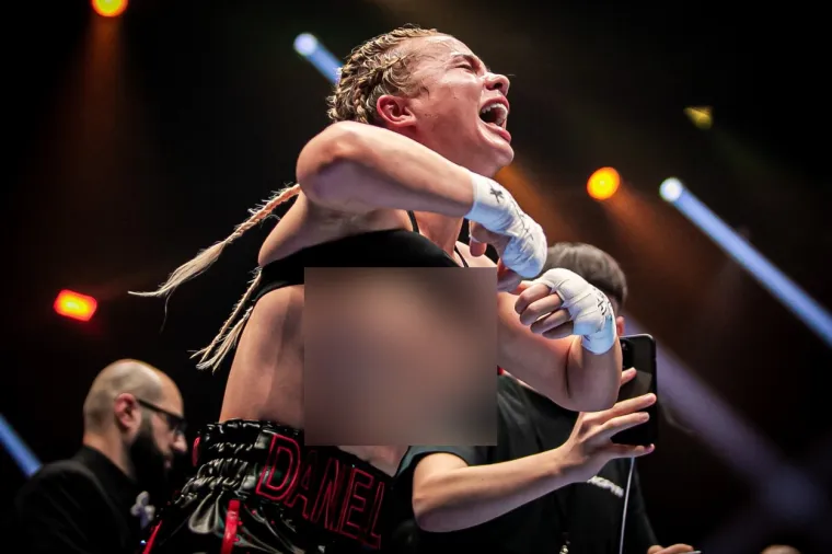 Iznenadila sve nakon pobjede i cijelom svijetu pokazala grudi: Ispričala se i otkrila za&scaron;to je to napravila