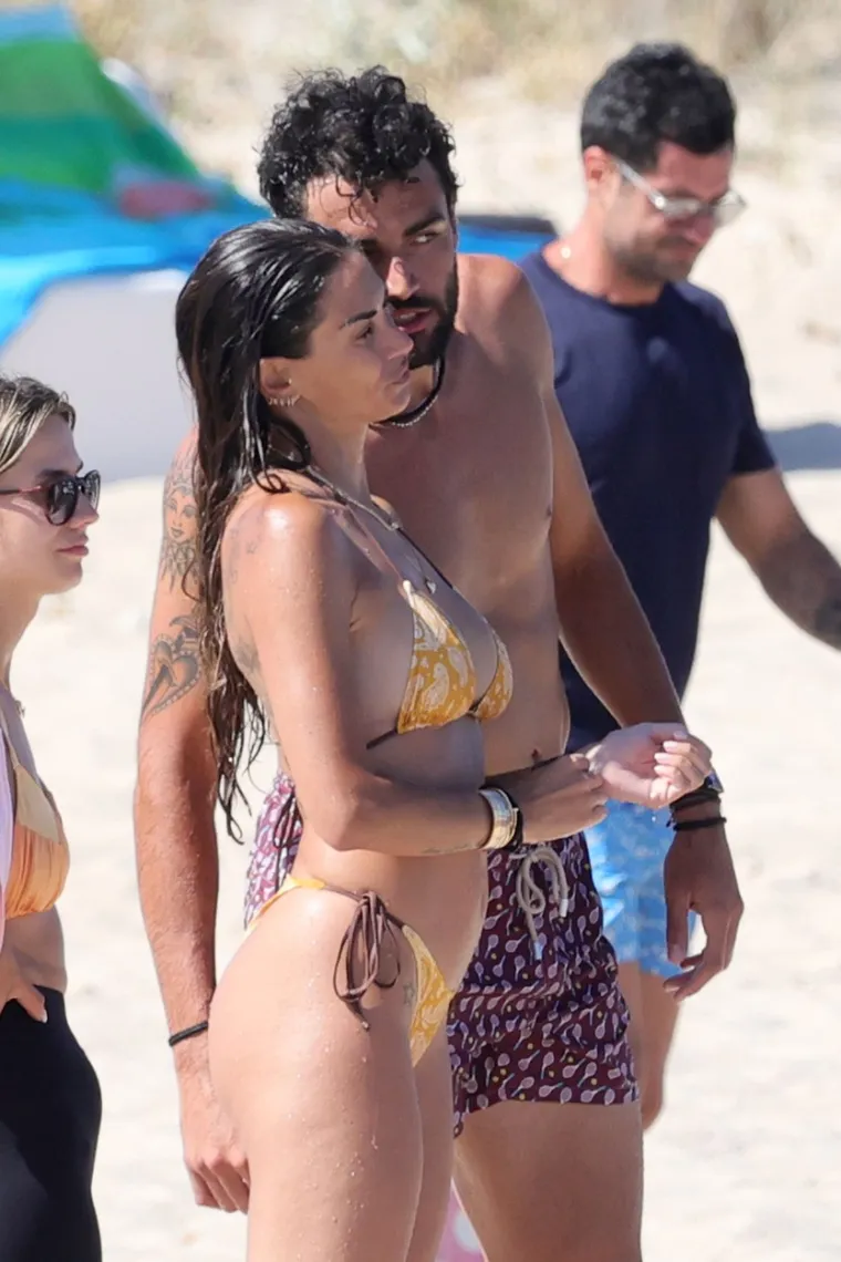 Svi su gledali u njezinu guzu: Slavni tenisač toliko nije mogao odoljeti svojoj curi da je ne&scaron;to morao napraviti