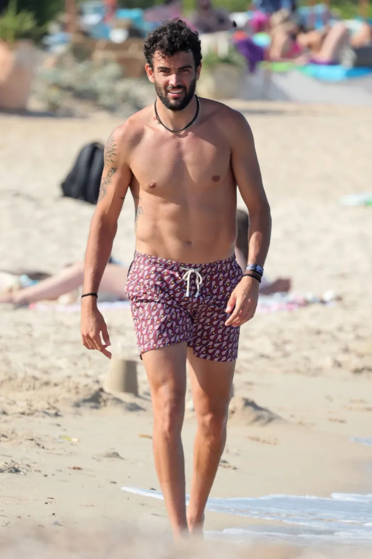 Svi su gledali u njezinu guzu: Slavni tenisač toliko nije mogao odoljeti svojoj curi da je ne&scaron;to morao napraviti